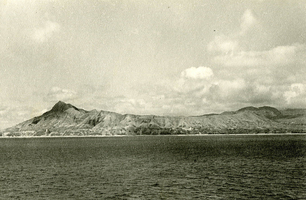 View of a volcanic crater as seen from the sea, Honolulu, Hawaii, c. 1930. Photograph by J.M. Booth. The British Museum.