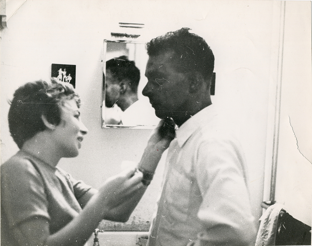 Jean Hart painting Stein’s face with permaganate. Photograph by Malcolm Hart.