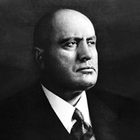 Black-and-white photograph of Benito Mussolini looking to the right