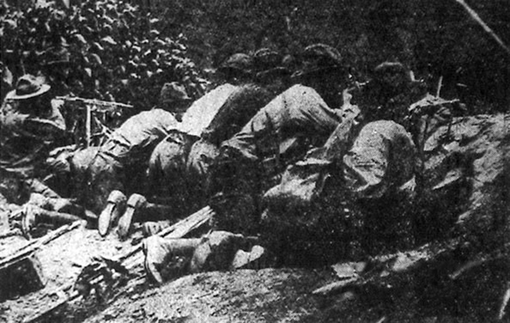Sheriff’s deputies fighting during the Battle of Blair Mountain, 1921. Photograph by the Charleston Gazette.