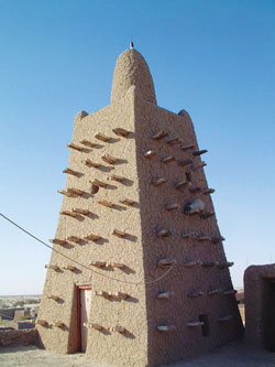 A photograph of the Djinguereber Mosque.