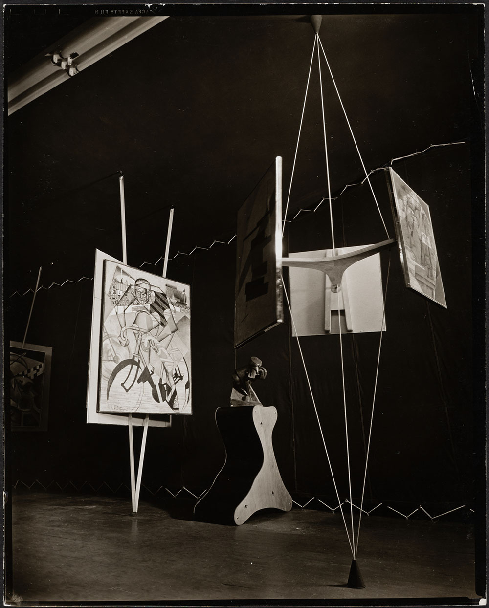 Interior of Peggy Guggenheim’s gallery, Art of This Century, 1942. Photograph by Berenice Abbot. Syracuse University Art Museum / Bridgeman Images.