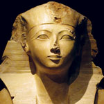 A statue of Hatshepsut