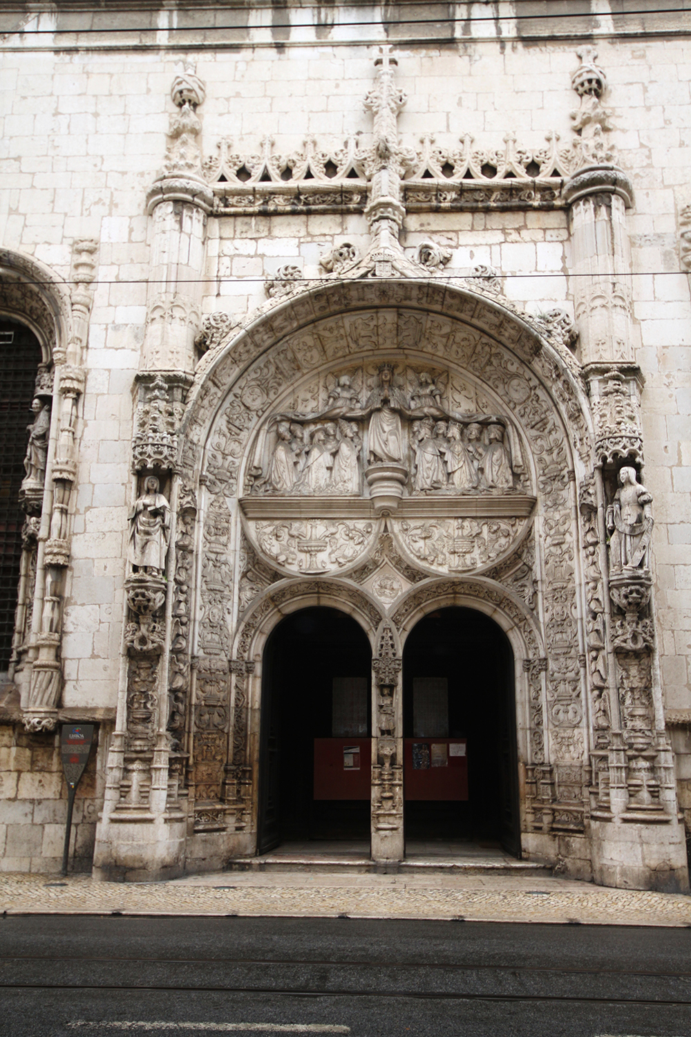 The Igreja da Conceição, Lisbon, 2013. Photograph © José Luiz Bernardes Ribeiro (CC BY-SA 3.0). Wikimedia Commons.