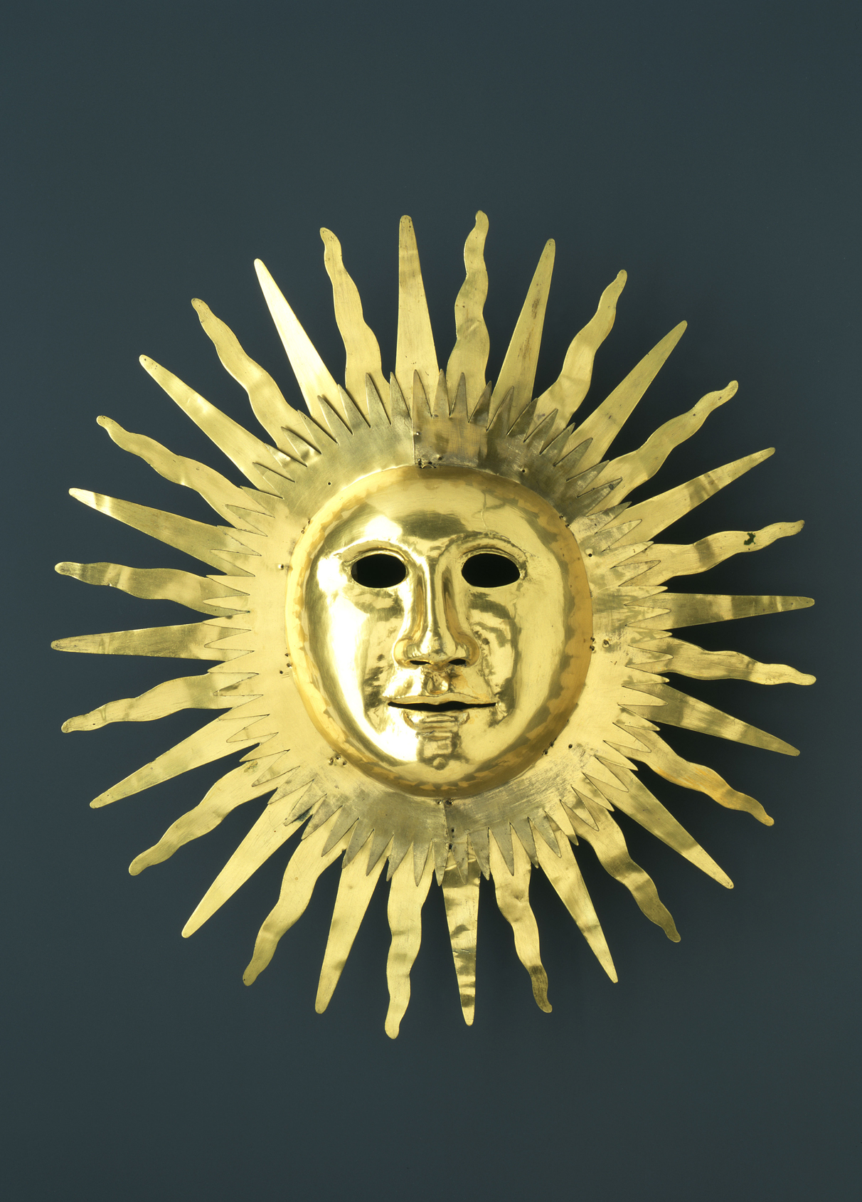 Sun mask of Apollo, by Johann Melchior Dinglinger, 1709. Dresden Armory, Germany.