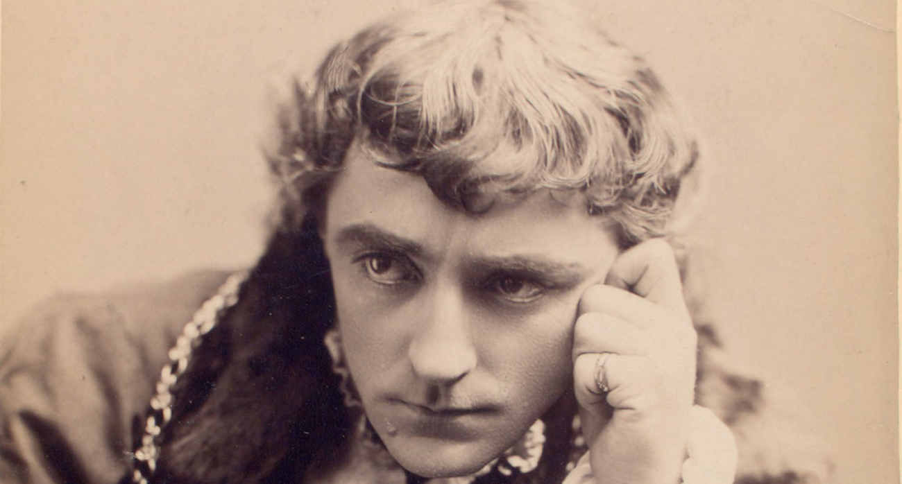 Kyrle Bellew as Hamlet, c. 1875. New York Public Library, Billy Rose Theatre Division. Kyrle Bellew as Hamlet, c. 1875. New York Public Library, Billy Rose Theatre Division.