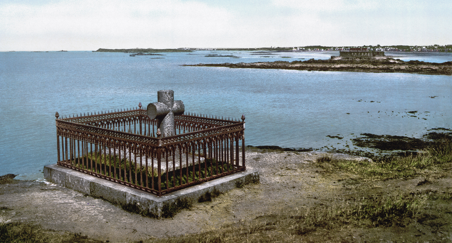 Chateaubriand's tomb, Saint-Malo, France c. 1890-1905. Library of Congress, Prints and Photographs Division, Photochrom Prints Collection.