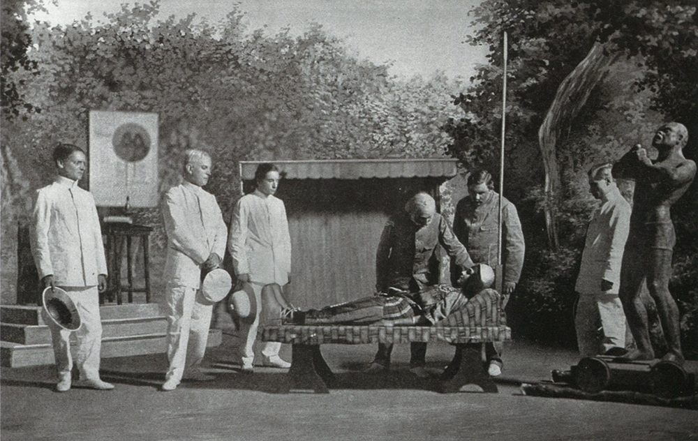 The execution of Jizme from a performance of “Impressions of Africa” at the Antoine Theater, Paris, 1912.