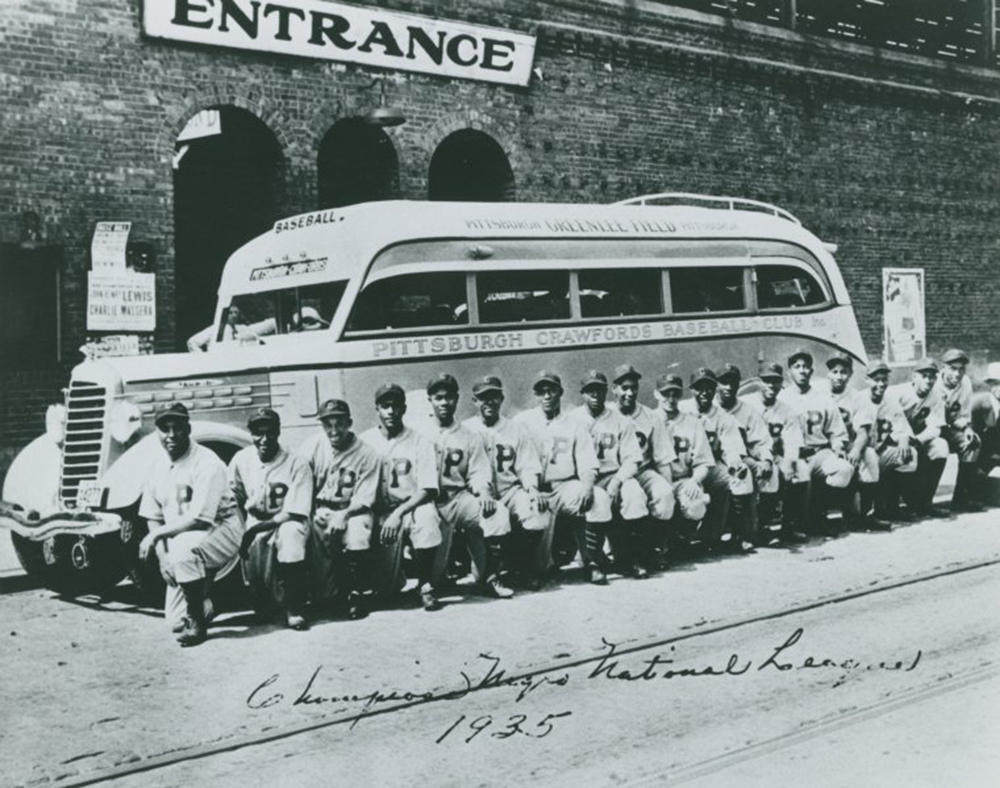 The Pittsburgh Crawfords, 1935 Negro National League champions. The New York Public Library, Schomburg Center for Research in Black Culture, Photographs and Prints Division.