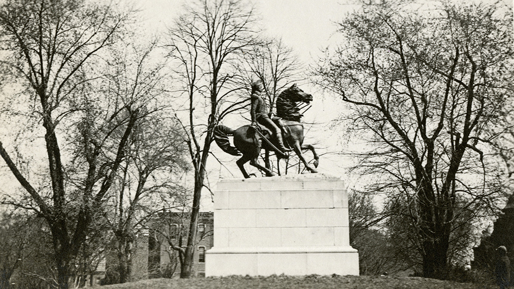 George Washington statue in Washington, DC, by Clark Mills, 1860. Photograph by Martin A. Gruber. Smithsonian Institution Archives, Martin A. Gruber Photograph Collection.