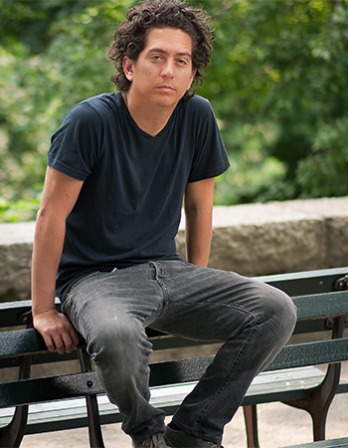 Photograph of American author Daniel Alarcón.