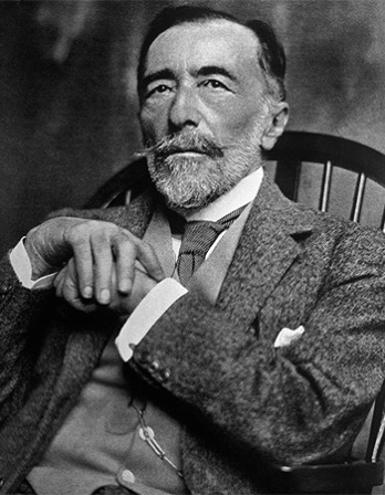 Black and white photograph of Polish-born English writer Joseph Conrad.