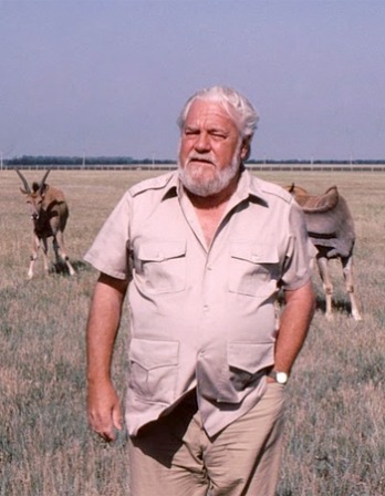 Photograph of British naturalist and conservationist Gerald Durrell.
