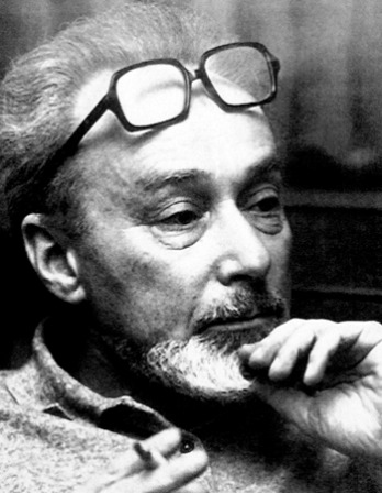 Black and white photograph of Italian writer and chemist Primo Levi.
