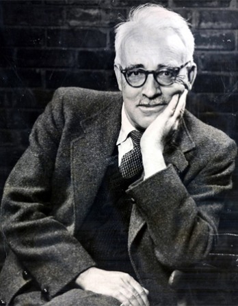 Photograph of Irish playwright and novelist Frank O'Connor.