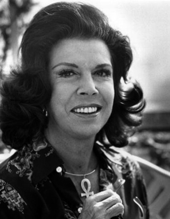 Photograph of American author Jacqueline Susann.