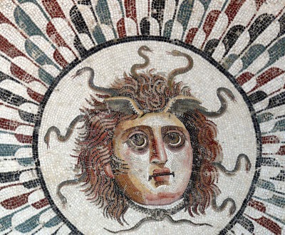 MEDUSA & GORGONS (Medousa & Gorgones) - Snake-Haired Monsters of Greek Mythology
