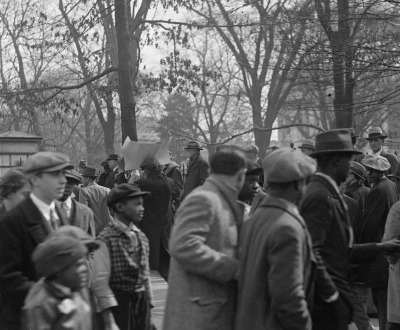 Black-and-white photograph of protesters, early twentieth century.