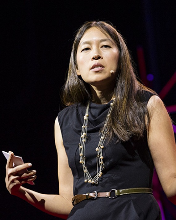 Chinese-American journalist Leslie T. Chang.