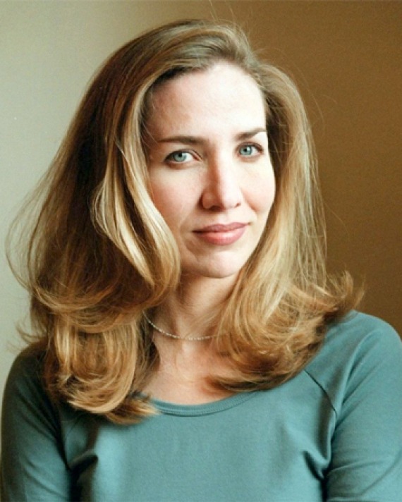 Photograph of American author Laura Hillenbrand.