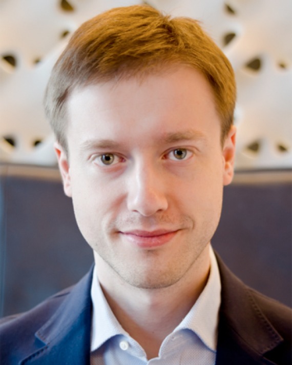 Color photograph of Russian multimillionaire Dmitry Itskov.