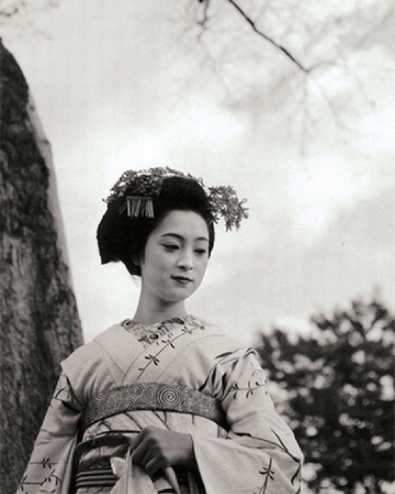 Japanese author and retired geisha Mineko Iwasaki.