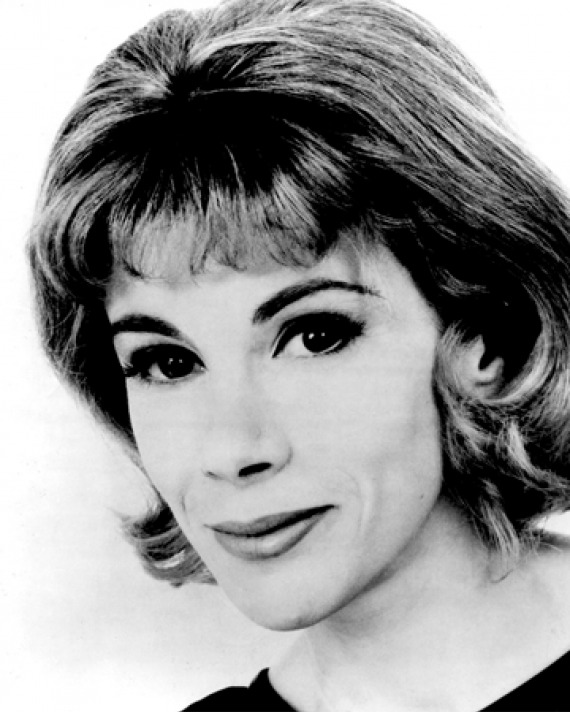 Black and white photograph of American entertainer Joan Rivers.