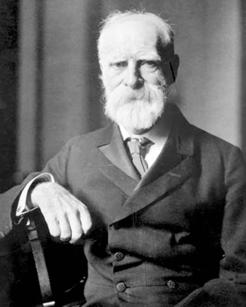 Photograph of British historian and diplomat James Bryce.