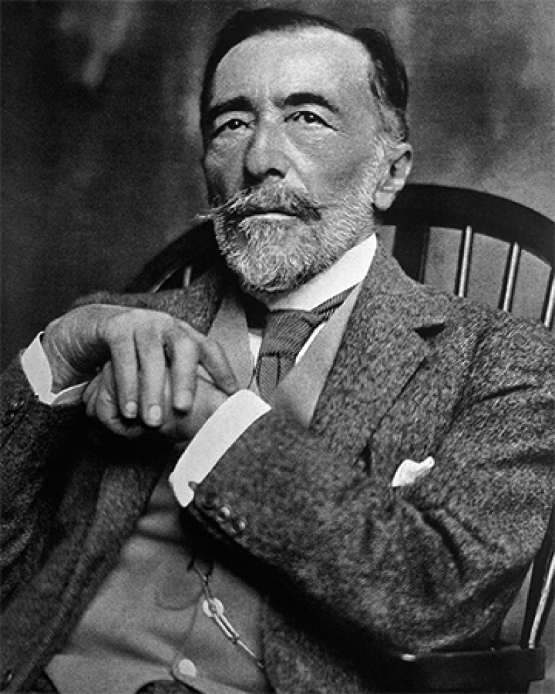 Black and white photograph of Polish-born English writer Joseph Conrad.