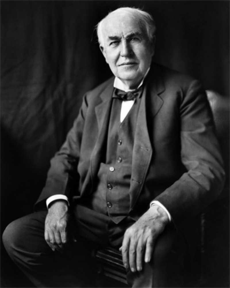 Black and white photograph of American inventor Thomas Alva Edison.