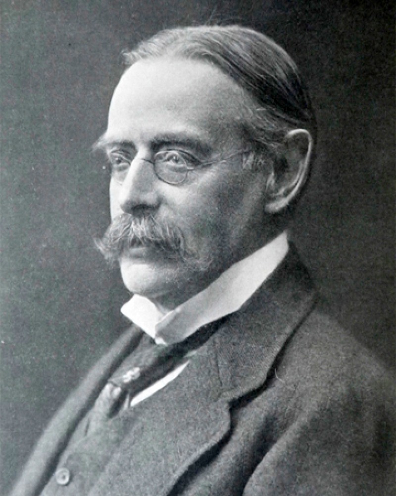 Photograph of English literary historian and critic Edmund Gosse.