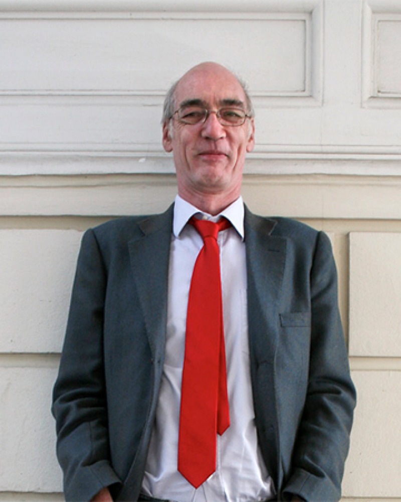 English art historian, novelist and journalist Iain Pears.