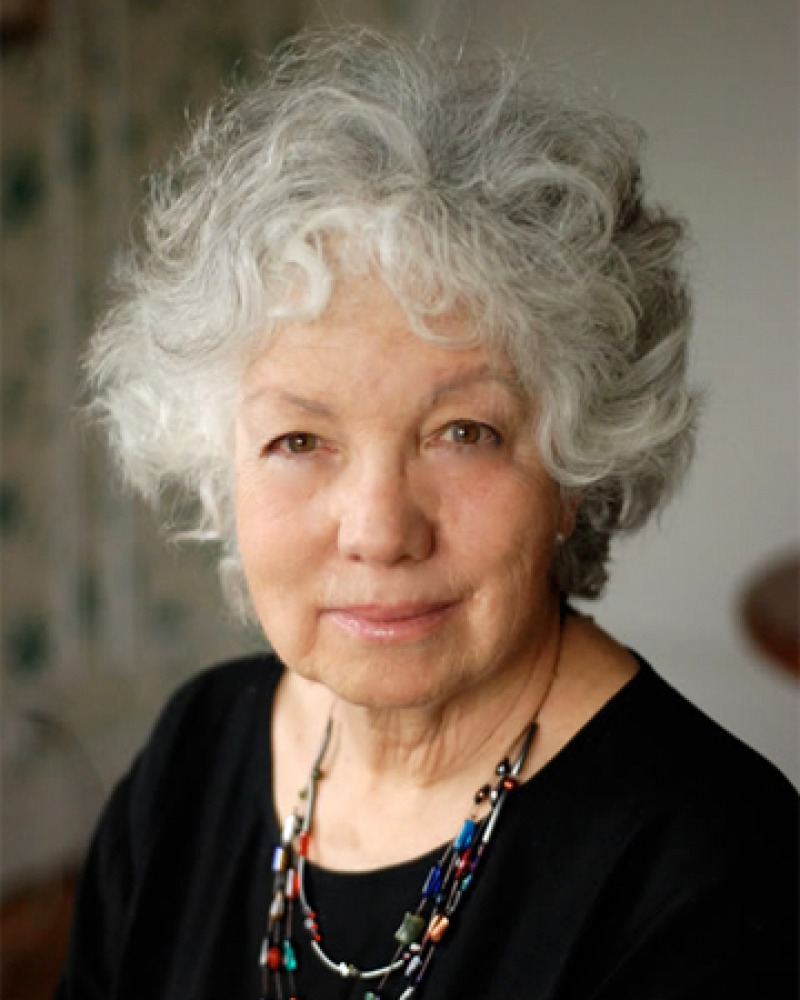 Photograph of American feminist and author Anne Roiphe.