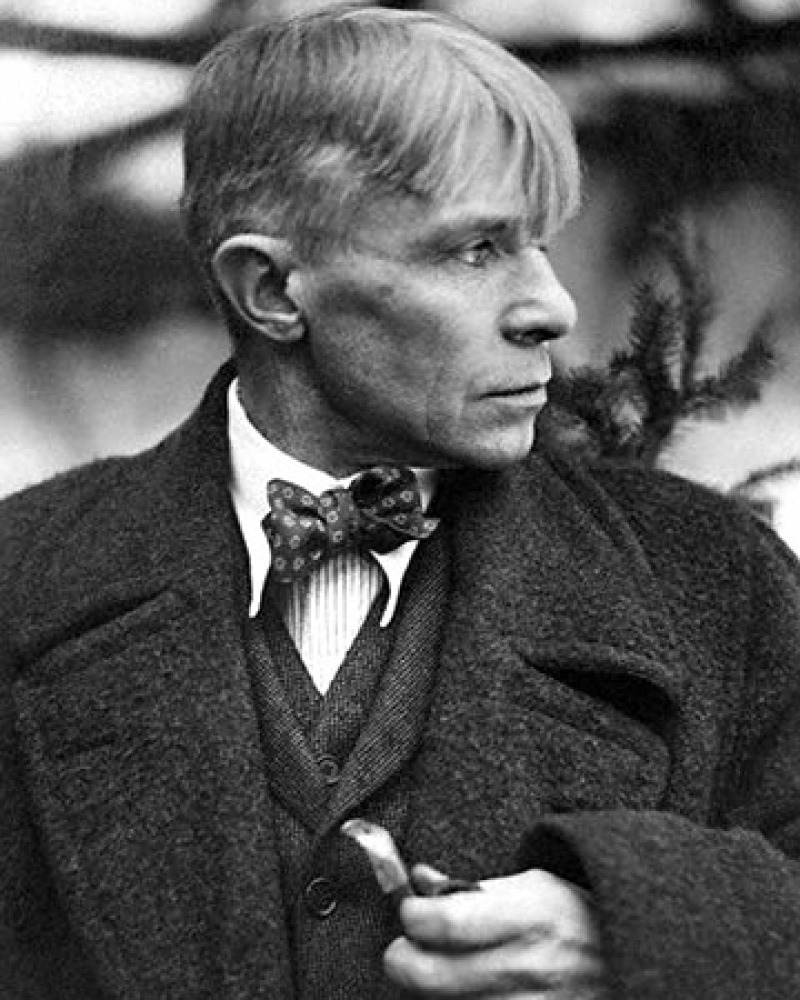 American poet and historian Carl Sandburg.