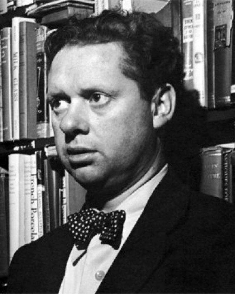Black and white of Welsh poet and writer Dylan Thomas.