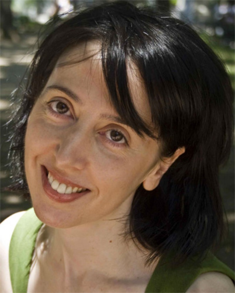 Color photograph of American writer Deb Olin Unferth.