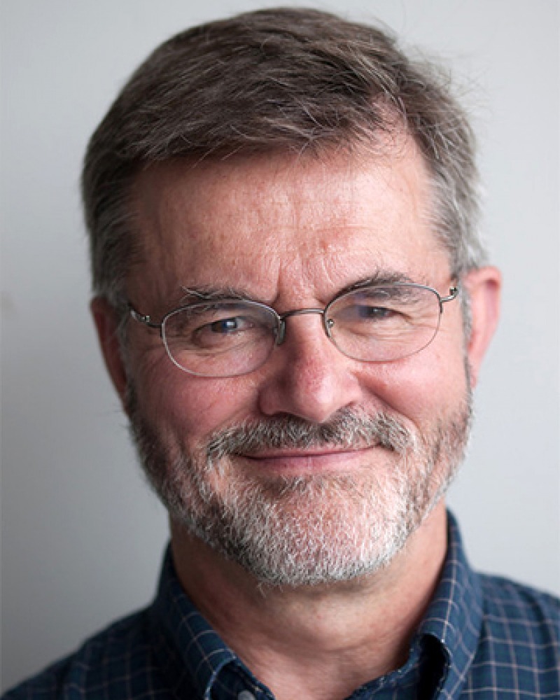 Journalist and author Robert Whitaker.