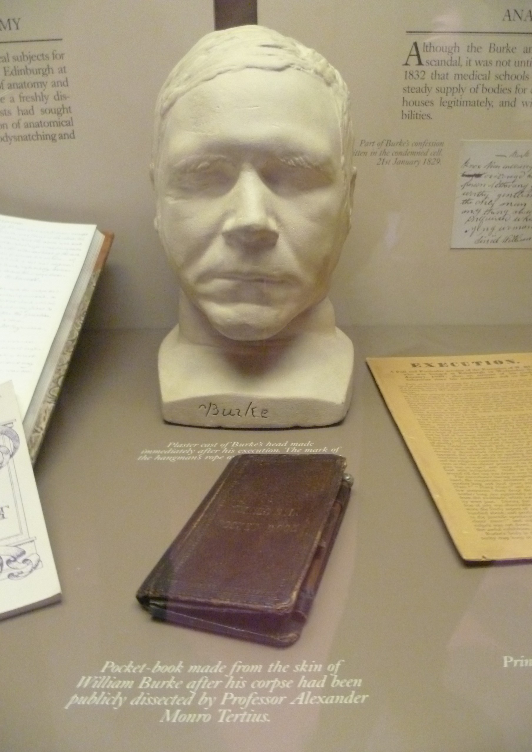 William Burke’s death mask and pocket book, Surgeons’ Hall Museum, Edinburgh.